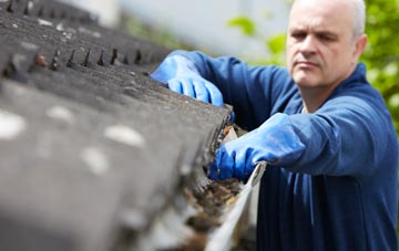 cleaning and inspecting Blaenau Ffestiniog roofs